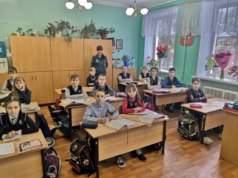 Войсковицким школьникам рассказали о безопасности