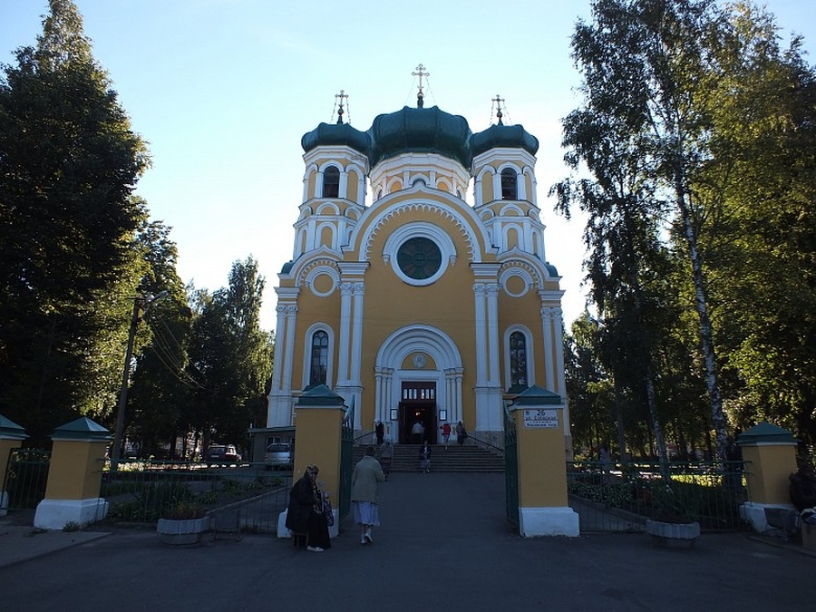 Православные гатчинцы могут принять участие в крестном ходе в Петербурге
