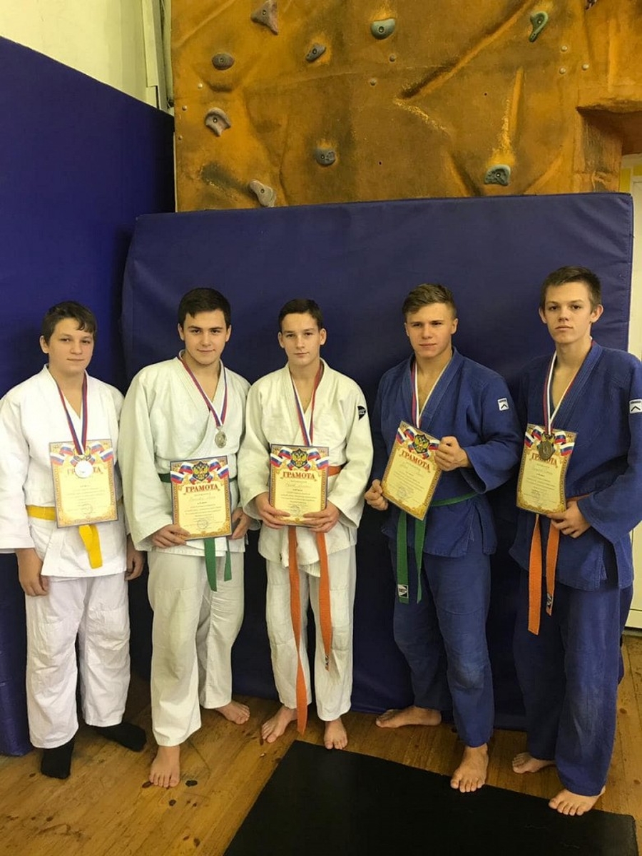 Юные спортсмены из Коммунара заняли призовые места на турнире по дзюдо