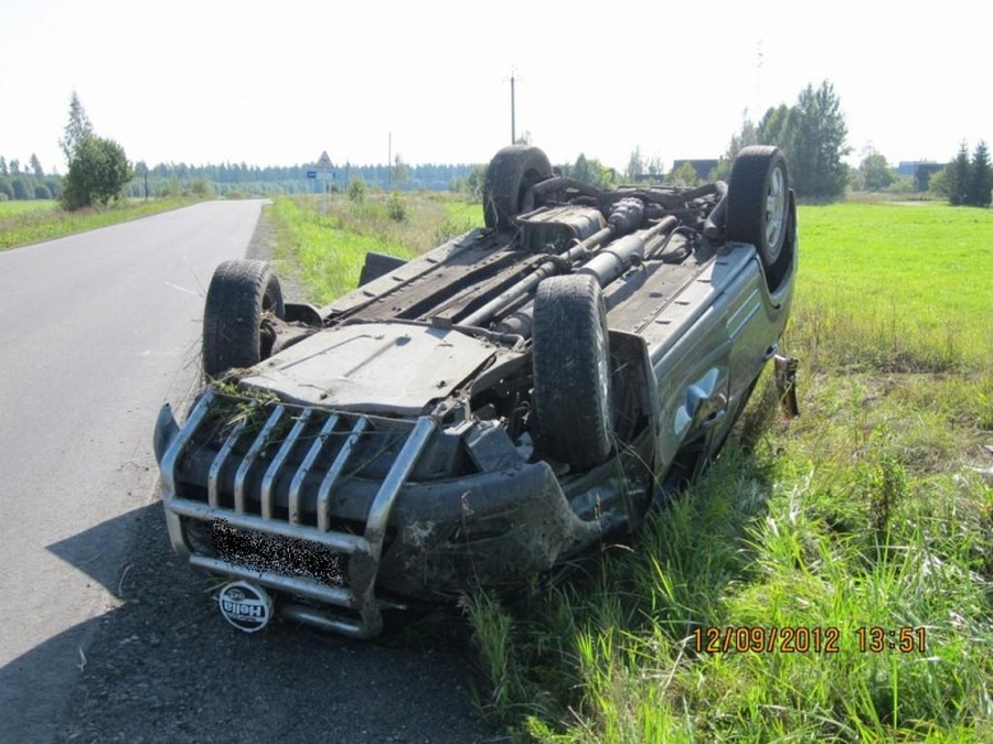 На дорогах Гатчинского района в один день пострадали 4 водителя