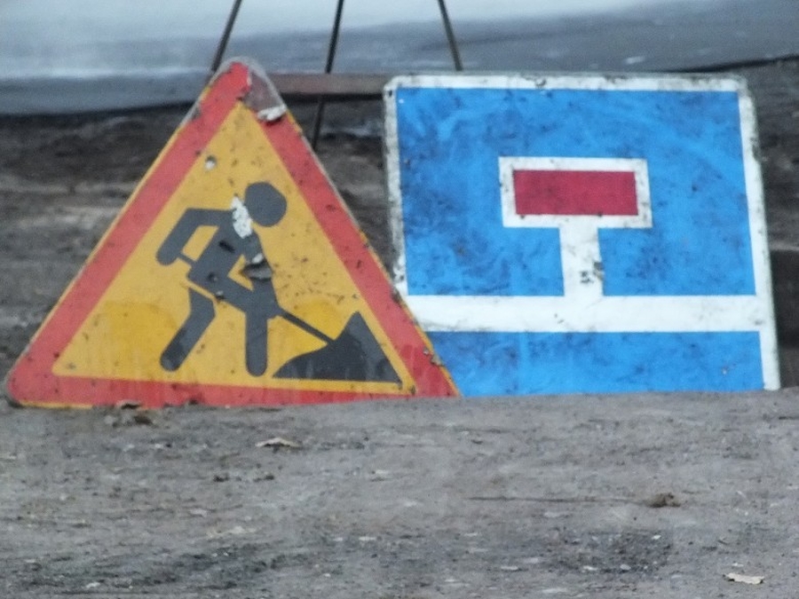 Движение на федеральных трассах Ленобласти затруднено в связи с ремонтом