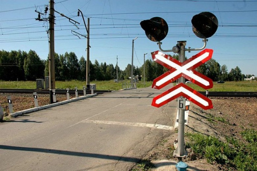 Железнодорожный переезд на автодороге Гатчина - Ополье завтра будет закрыт