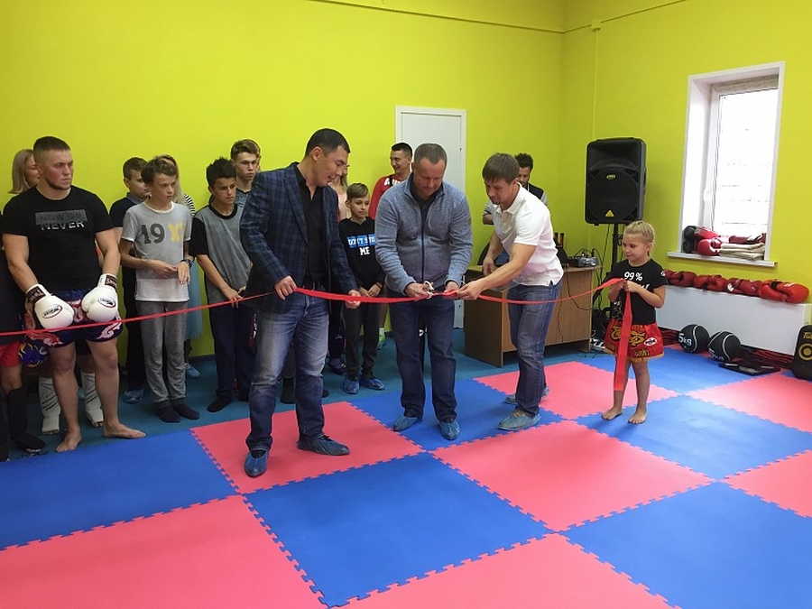 В Гатчине открылся новый зал тайского бокса