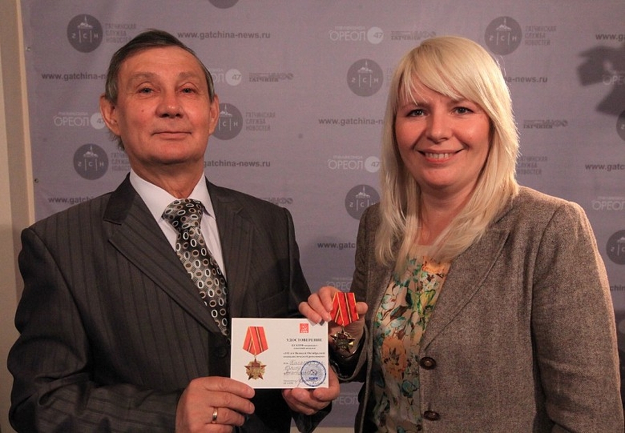 Галина Паламарчук и Андрей Никифоров награждены памятными медалями