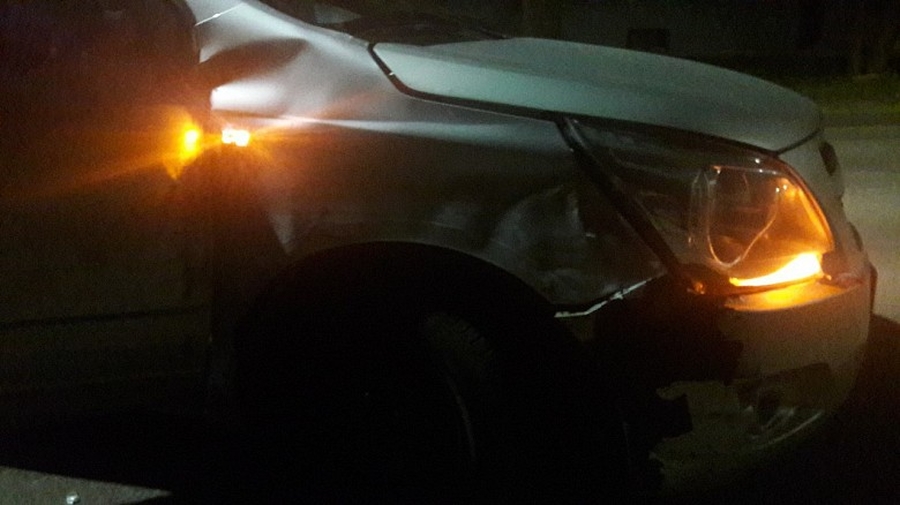 В Гатчине пьяные подростки протаранили два припаркованных автомобиля
