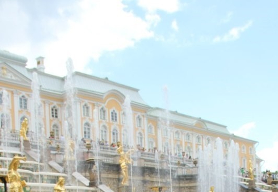 Праздник фонтанов в Петергофе пройдет в сентябре