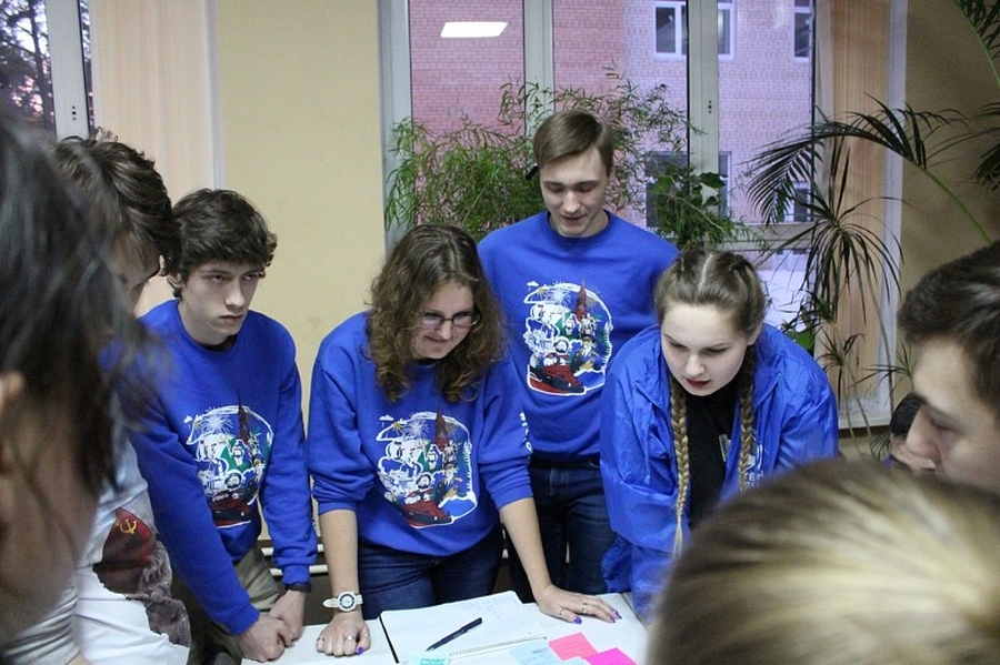Школьники из Гатчины приняли участие в региональном слете «Волонтеров Победы»