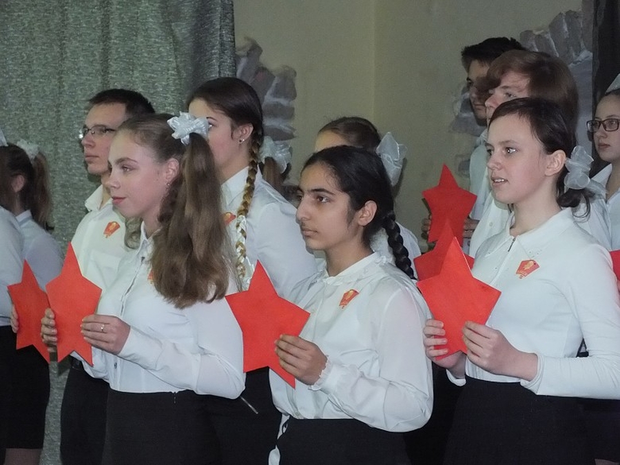 В Гатчинском Дворце Молодежи отметили день рождения Комсомола