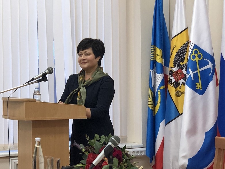 Людмила Нещадим - глава администрации Гатчинского района