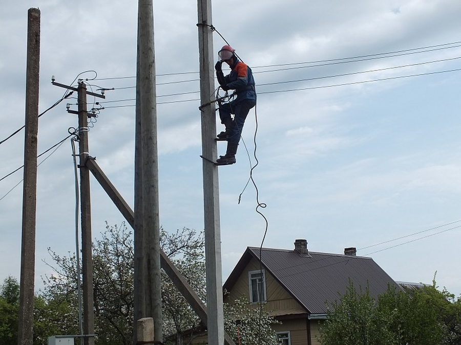 Выходные дни жители Руново и Карташевской проведут без электричества