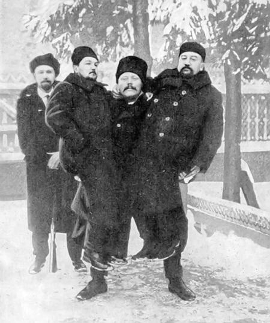 17 января 1864 года родился Алексей  БУДИЩЕВ - автор романса «Калитка» и друг А. Куприна.