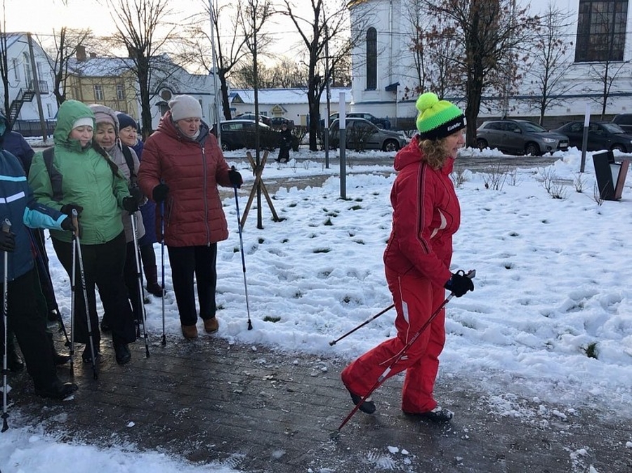 Гатчинцы научились ходить по-скандинавски
