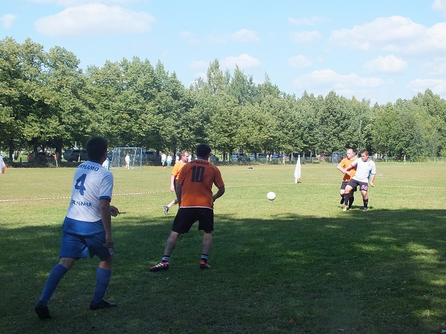 Дети Донбасса стали участниками гатчинского турнира по мини-футболу