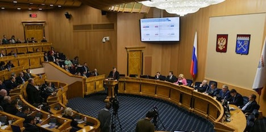 Депутаты одобрили работу исполнительной власти Ленобласти