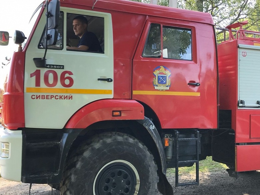 В Гатчинском районе из огня спасены два человека