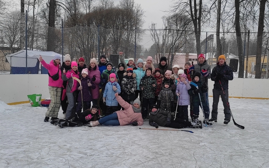 В Вырице состоялся спортивный праздник на льду