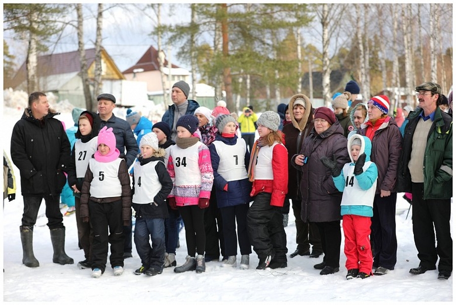 В Вырице прошла традиционная лыжная гонка памяти тренера-преподавателя физкультуры