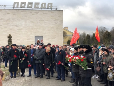 Торжественно-траурный митинг