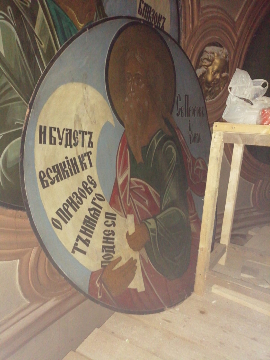  В Павловском соборе Гатчины восстанавливают исторические фрески