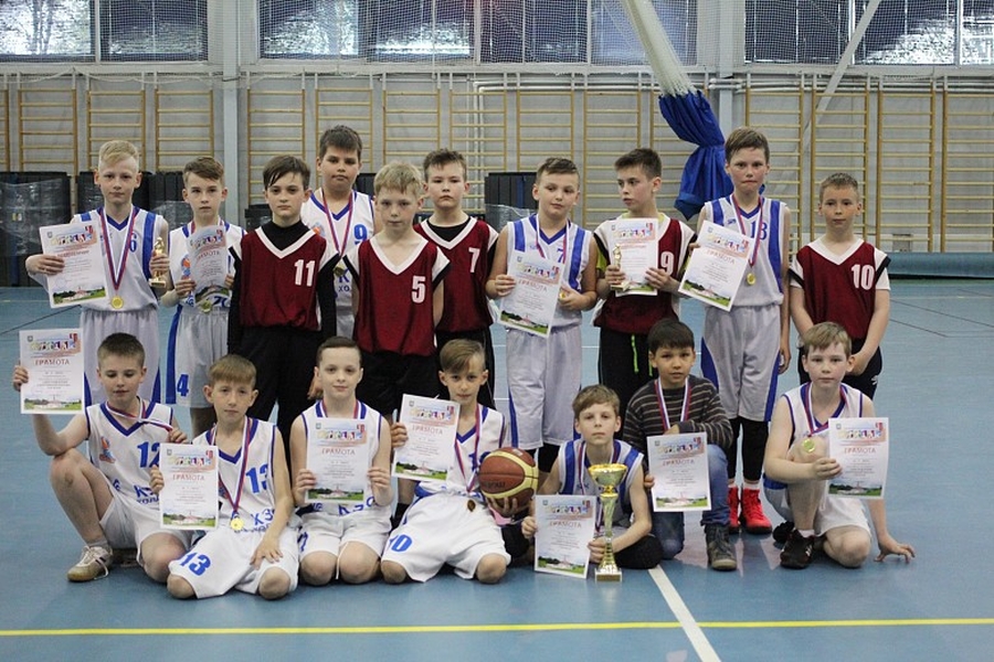 День рождения Гатчинская ДЮСШ №2 отметила турниром по баскетболу