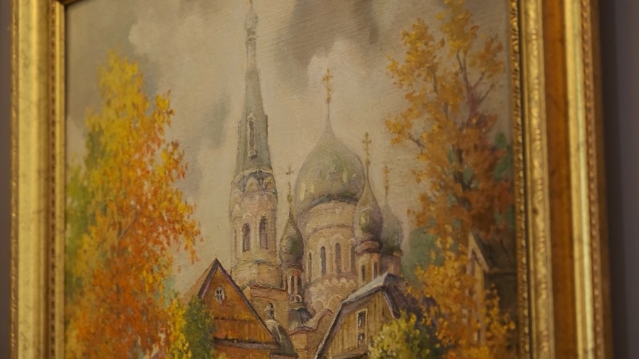 В Гатчинском дворце открылась выставка графических и живописных работ Валерия Кустова