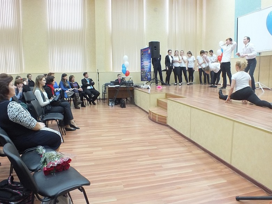 Таицкая школа первой в Гатчинском районе влилась в Российское Движение Школьников