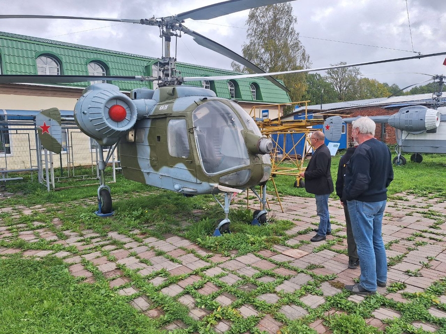 Шестикратный чемпион мира посетил Гатчинский музей военной авиации