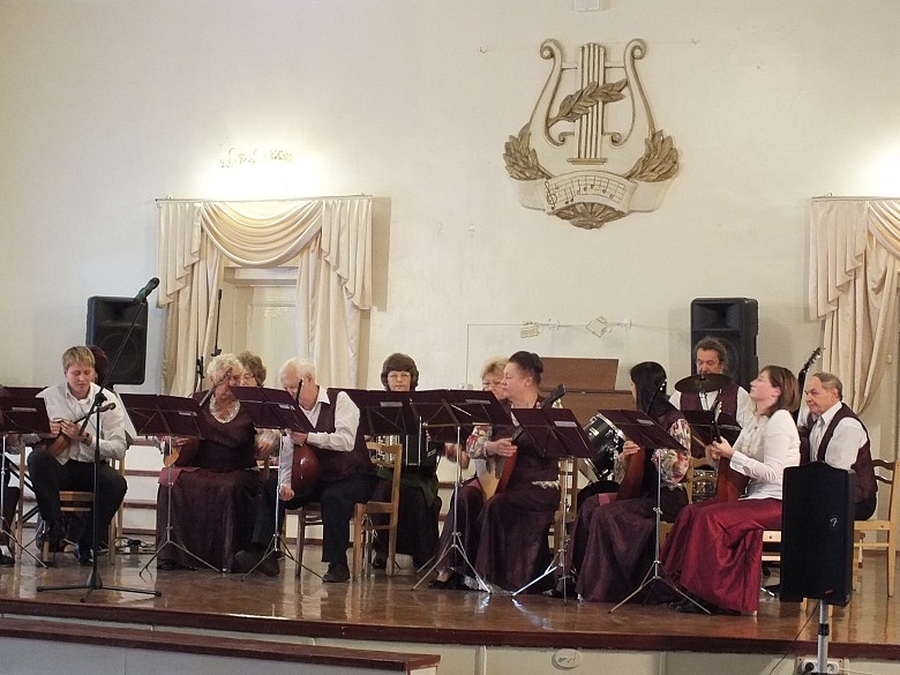 В Гатчинской филармонии прошёл праздник народных инструментов