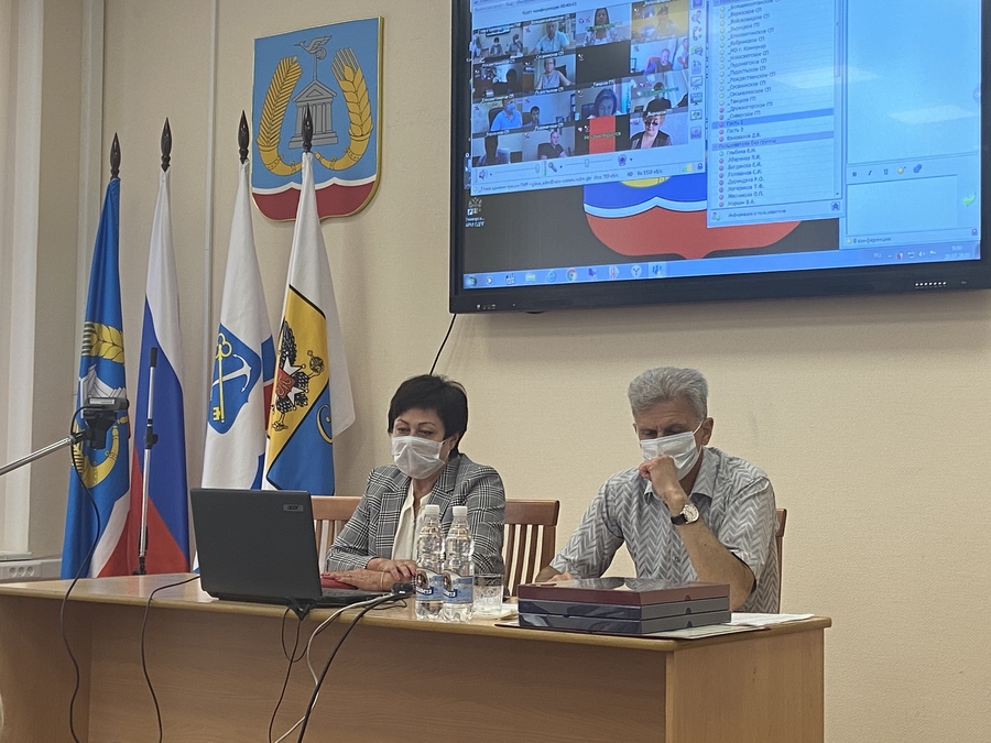 В Гатчинском районе обсудили исполнение бюджета в условиях пандемии 