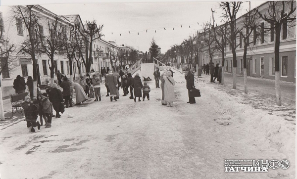 Улицы и горожане. 90-е годы. Архив Газеты 