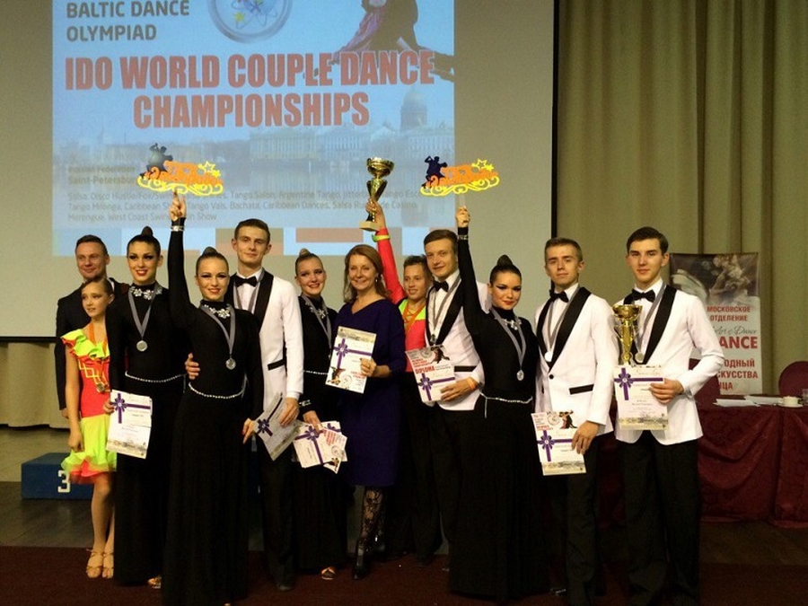 Танцоры из Гатчины  стали  чемпионами мира  по парным танцам