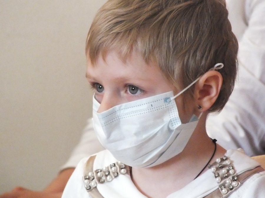 В Ленобласти почти в три раза выросло количество заболевших коронавирусом детей