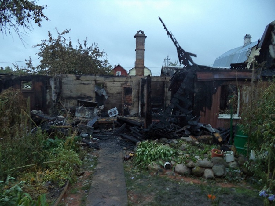 19 сентября в Вырице горел дом