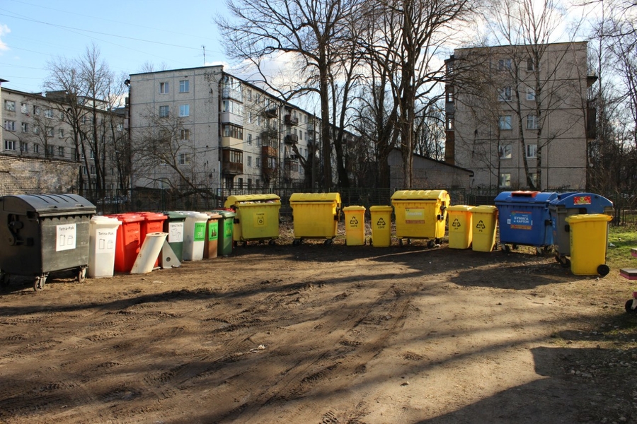  В Гатчине возобновляет работу площадка для раздельного сбора мусора