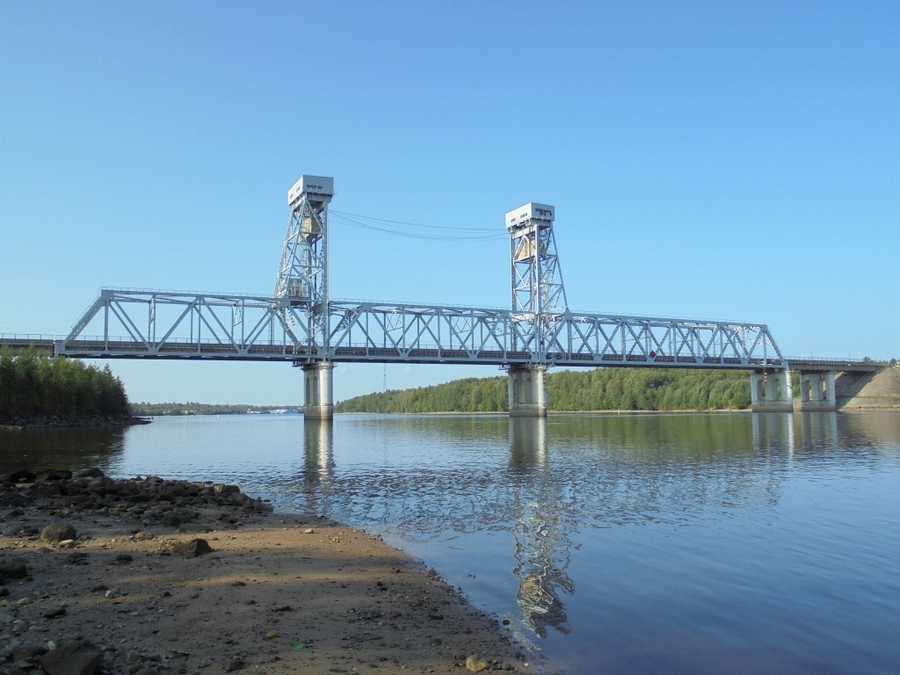 Трассу Р-21 «Кола» перекроет разводка моста через Свирь
