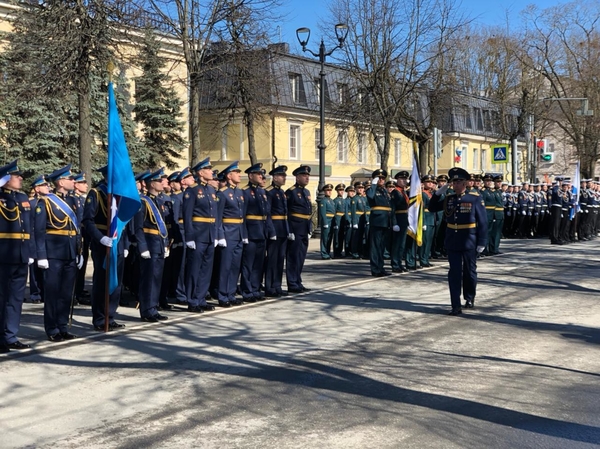 Торжественное прохождение войск Гатчинского гарнизона