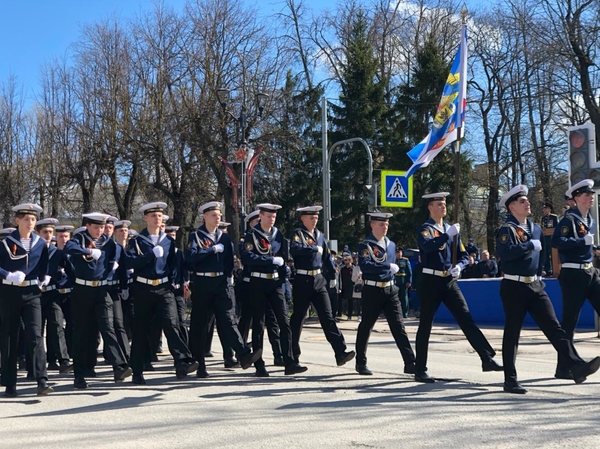 Торжественное прохождение войск Гатчинского гарнизона