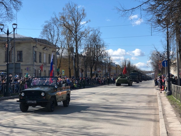 Торжественное прохождение войск Гатчинского гарнизона