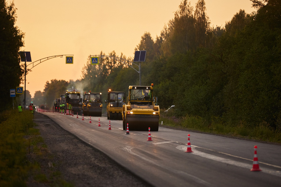  Участок автодороги в Гатчинском районе  будут ремонтировать по ночам