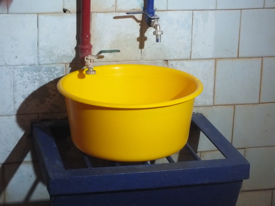 Работы на водопроводе оставят часть жителей Гатчины без холодной воды