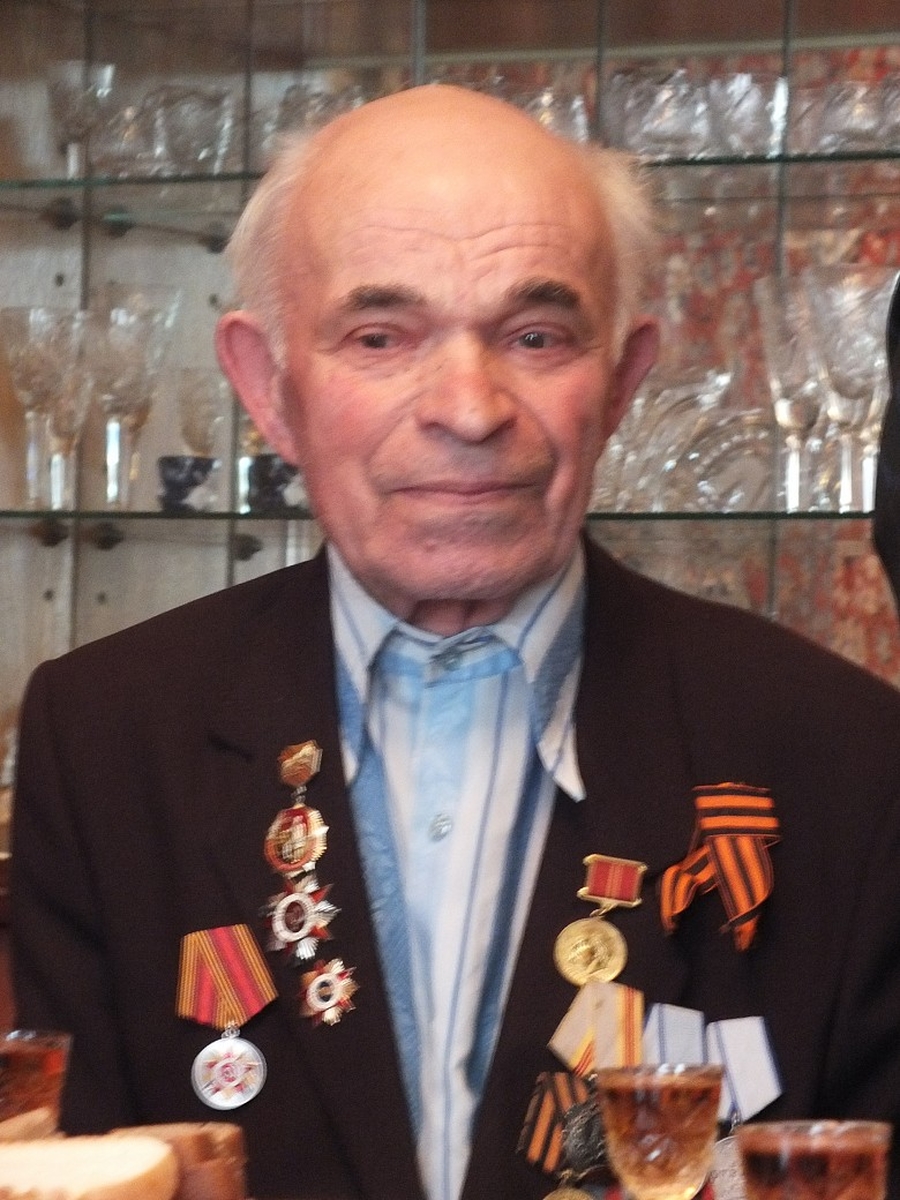 Гатчинцу Ивану Анисимову, видевшему взятие Рейхстага, сегодня исполнилось 90 лет