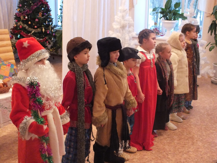 Новогодние Ёлки для детей в Ленинградской области проводить планируют