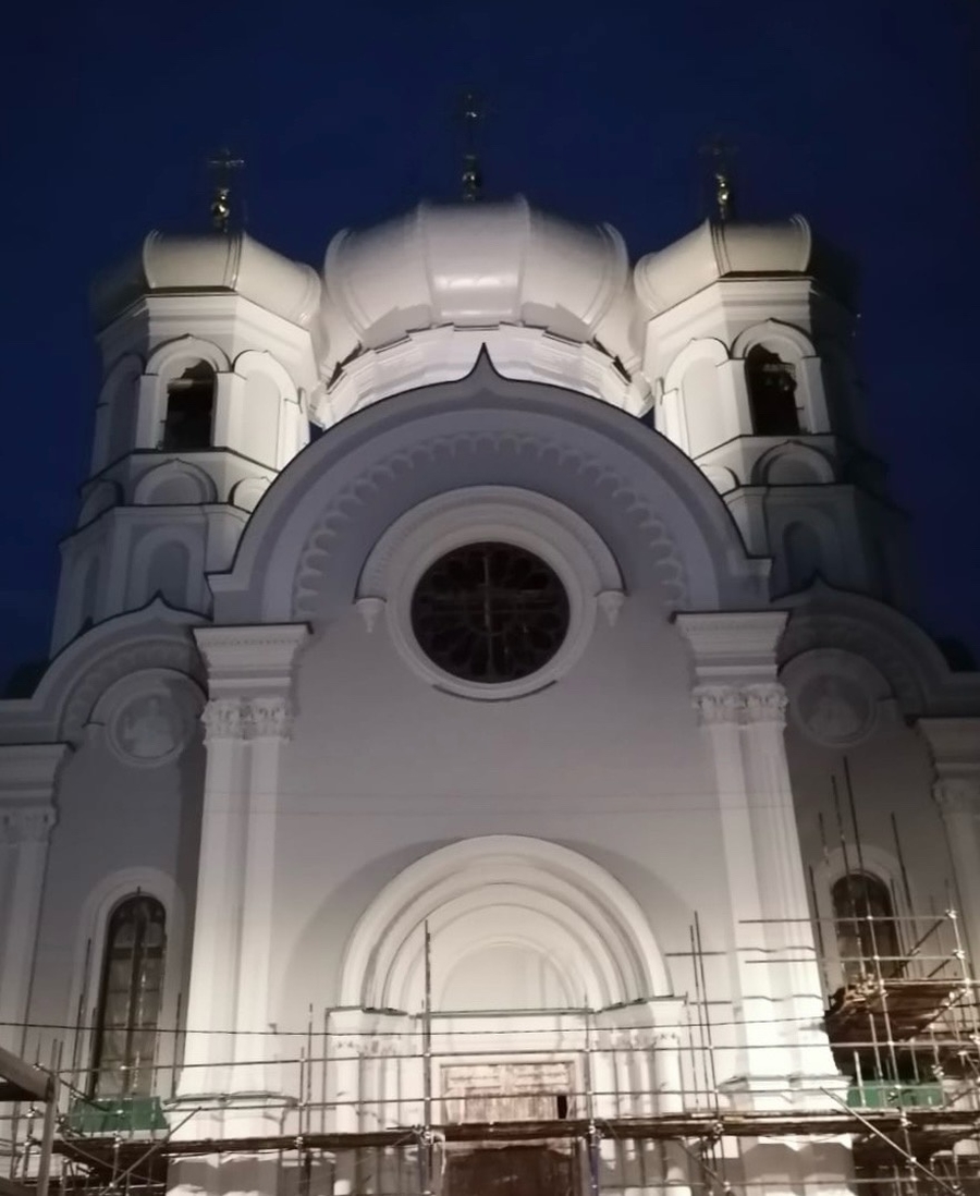 Павловский собор светится и ночью