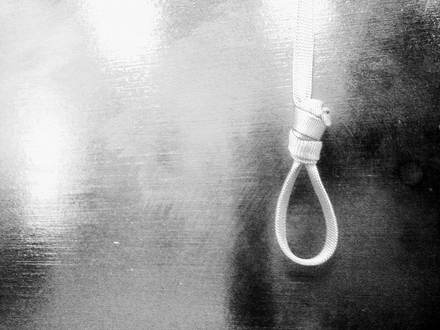 Два самоубийства в Гатчине за неделю