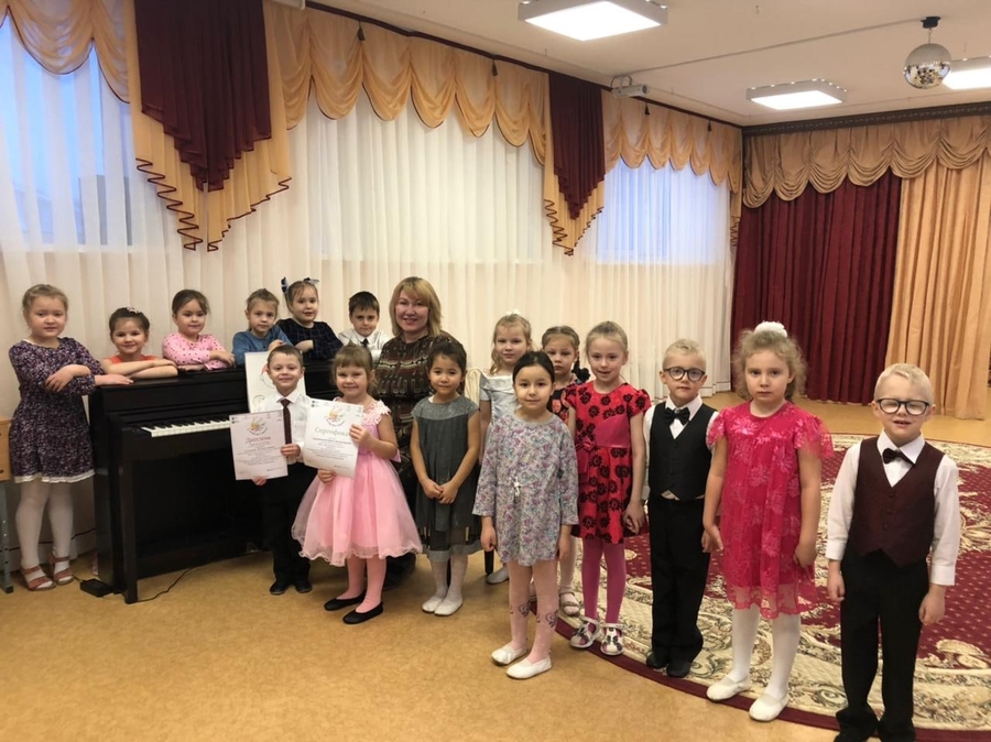 Маленькие хористы из Войсковиц выступили на областном конкурсе