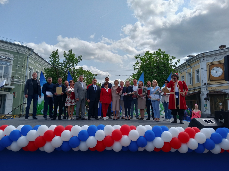 ФОТОРЕПОРТАЖ: На Соборной отметили День российского предпринимательства 