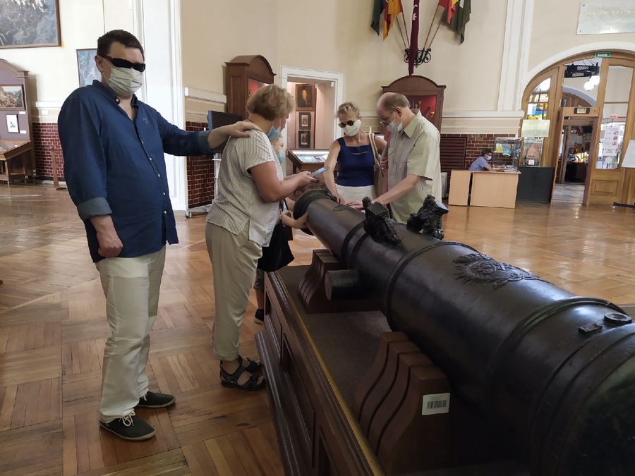 Члены Всероссийского общества слепых из Гатчины  побывали на экскурсии в Петербурге