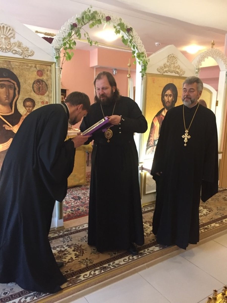 Епископ Митрофан посетил п. Новый Свет