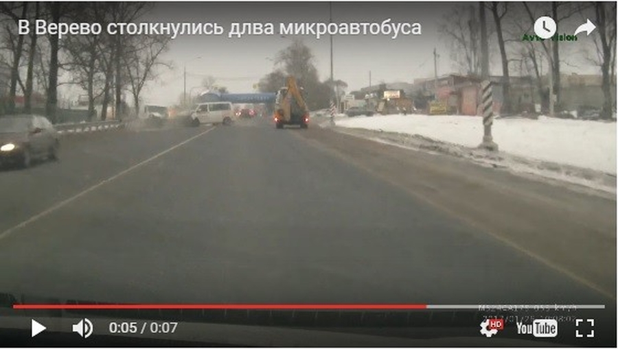 Столкновение микроавтобусов в Гатчинском районе попало в объектив видеорегистратора