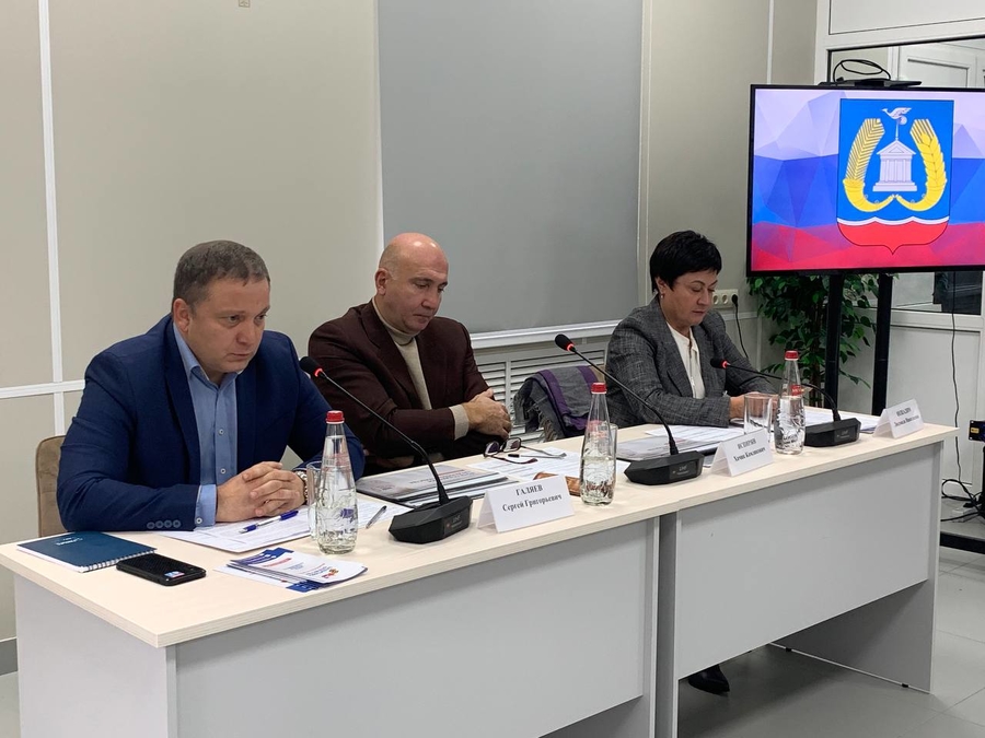 Совет директоров Гатчинского района прошёл в центре 